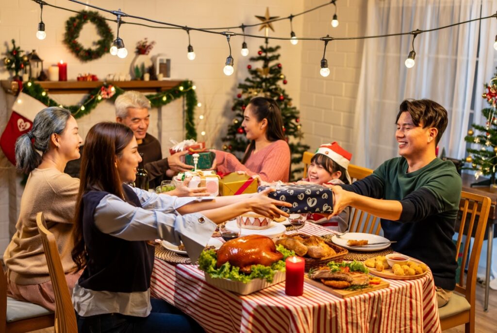 Natal 2024 Makna, Tradisi, dan Resep Ayam Panggang Madu untuk Momen Tak Terlupakan